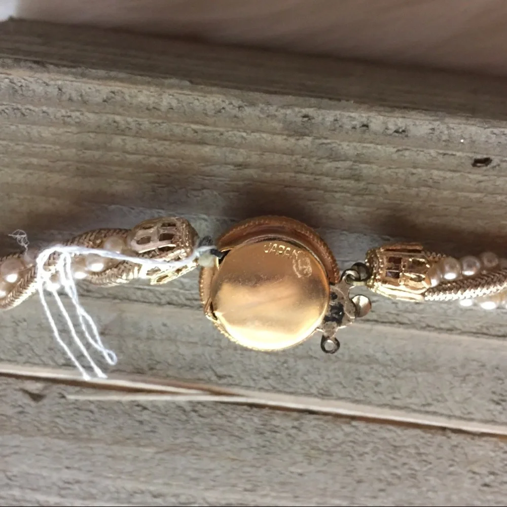 Gold Tone and Faux Seed Pearl Twist Necklace